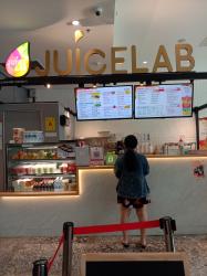 16777465335212551760919679605402 - Akmal Farouk.jpg